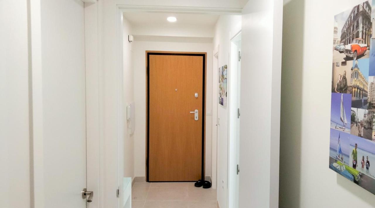 Apartment Lovely Centrally Located In Estepona