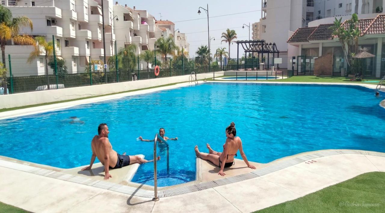 Lovely Centrally Located In Apartment