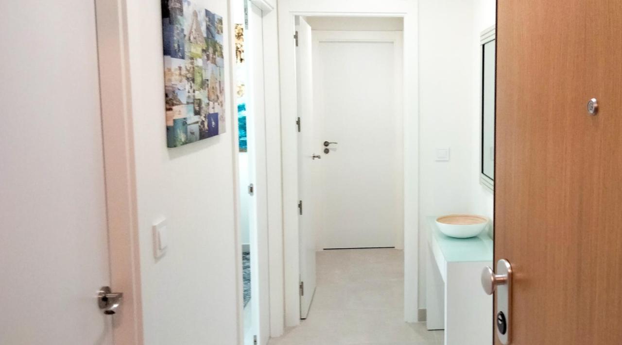 Apartment Lovely Centrally Located In